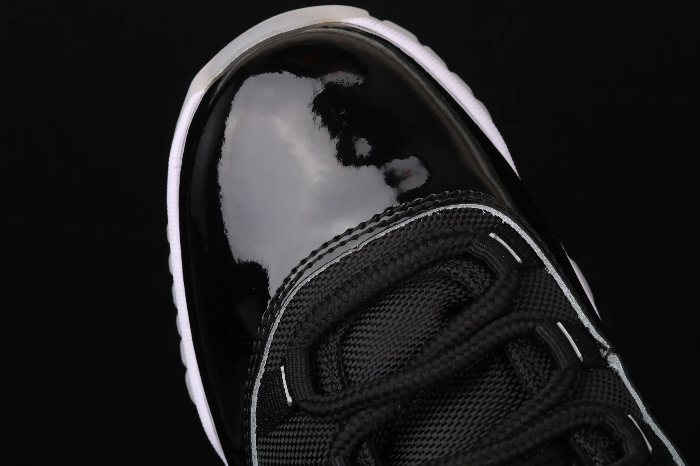 All Categories Air Jordan Jordan Series Basketball Shoes Air Jordan 11 Differentiated Versions Air Jordan 11 "25th Anniversary" AJ11 Joe 11 Devil II Genuine Standard Real Carbon CT8012-011